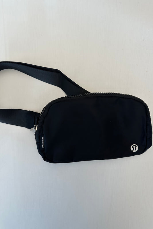 Lululemon Dupe belt Bag- Black