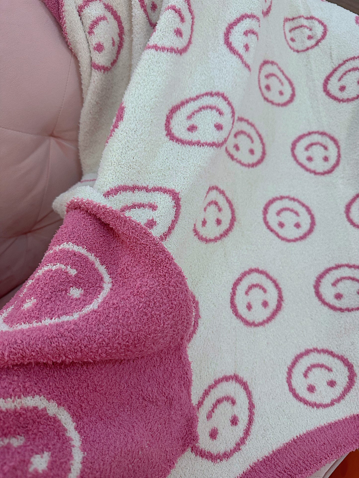 Oh My Comfy Blanket- All Smiley Faces